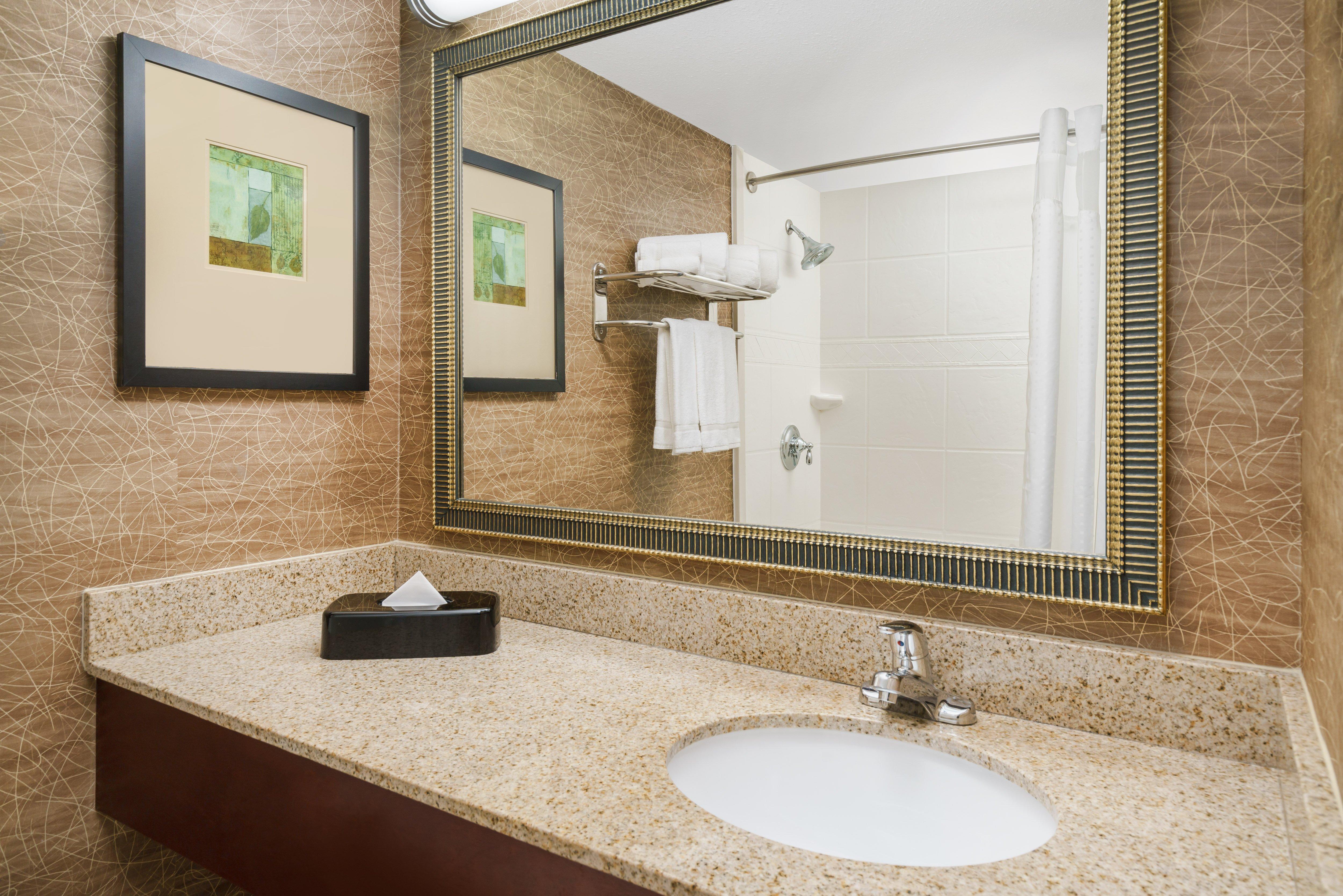Holiday Inn Express Boston Brockton By Ihg Exterior foto